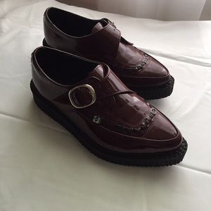 T.U.K. Maroon Creepers 👀